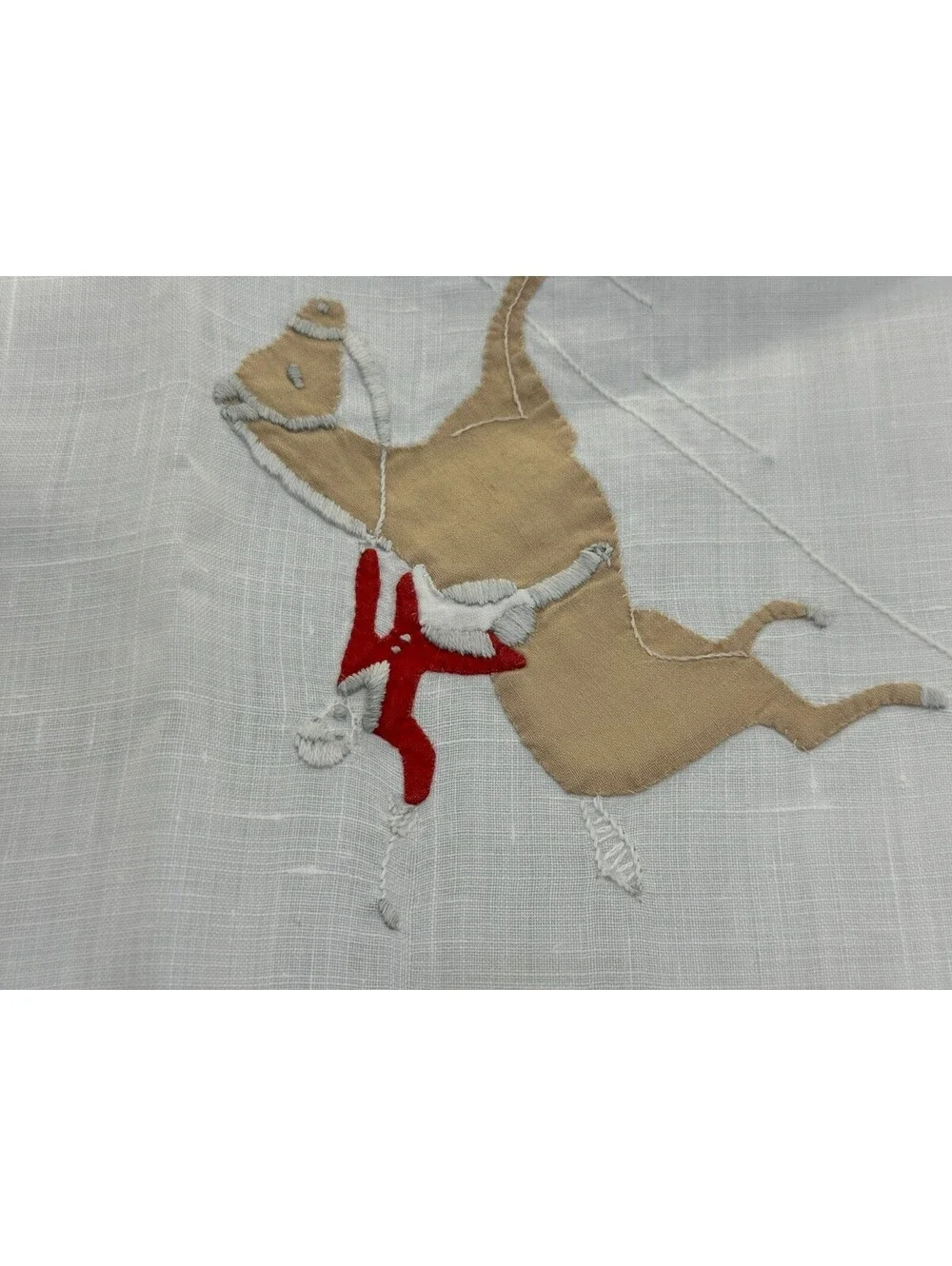 Vintage Embroidered Applique Field Hunting Squirrel Card Table Tablecloth Topper